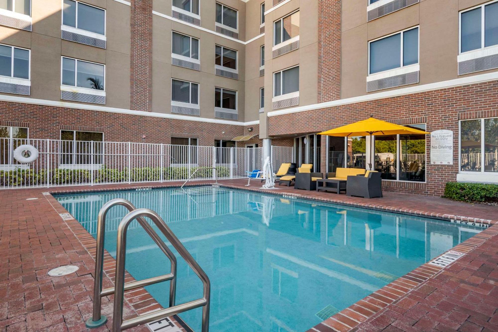Cambria Hotel Ft Lauderdale, Airport South & Cruise Port Dania Beach Exterior foto